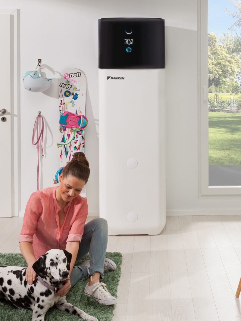 Toplotna črpalka Daikin Alterma 3 Compact V Prostoru