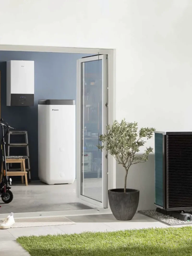 Toplotna črpalka Daikin Altherma 3 M HT – stenska
